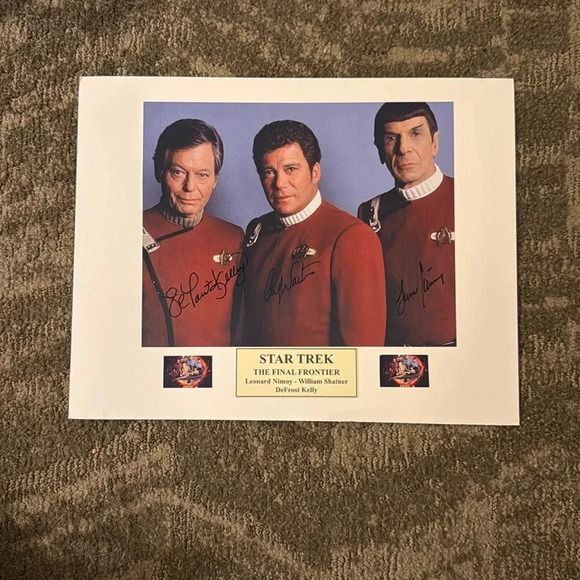 Other - - Autograph Shatner Star Trek shatner Leonard nimoy 8x10 photo